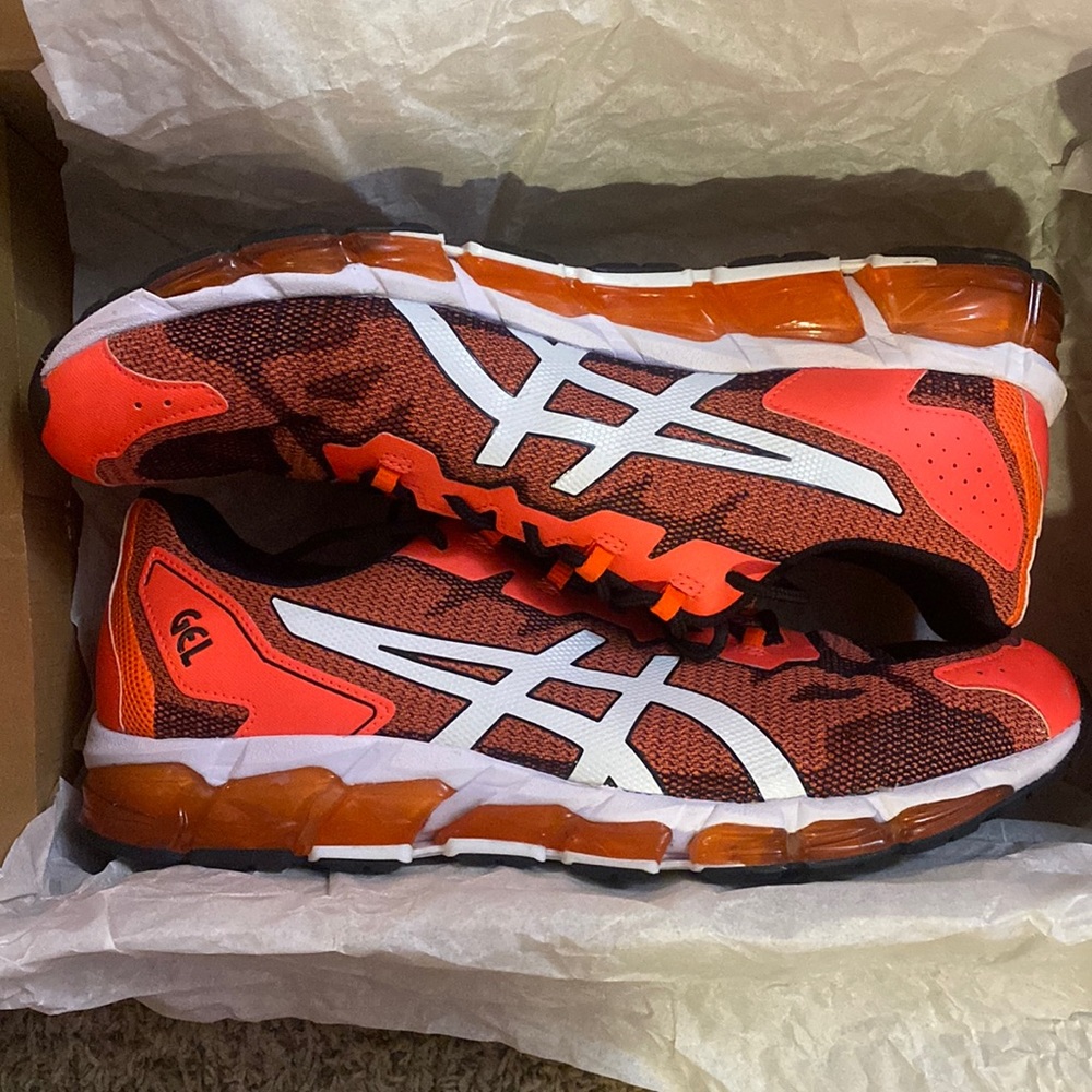 Men’s ASICS Gel-Quantum 360 6 Shoes with original box. Size 14.
